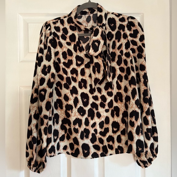 Leopard Print Women's Business Top - Picture 4 of 6